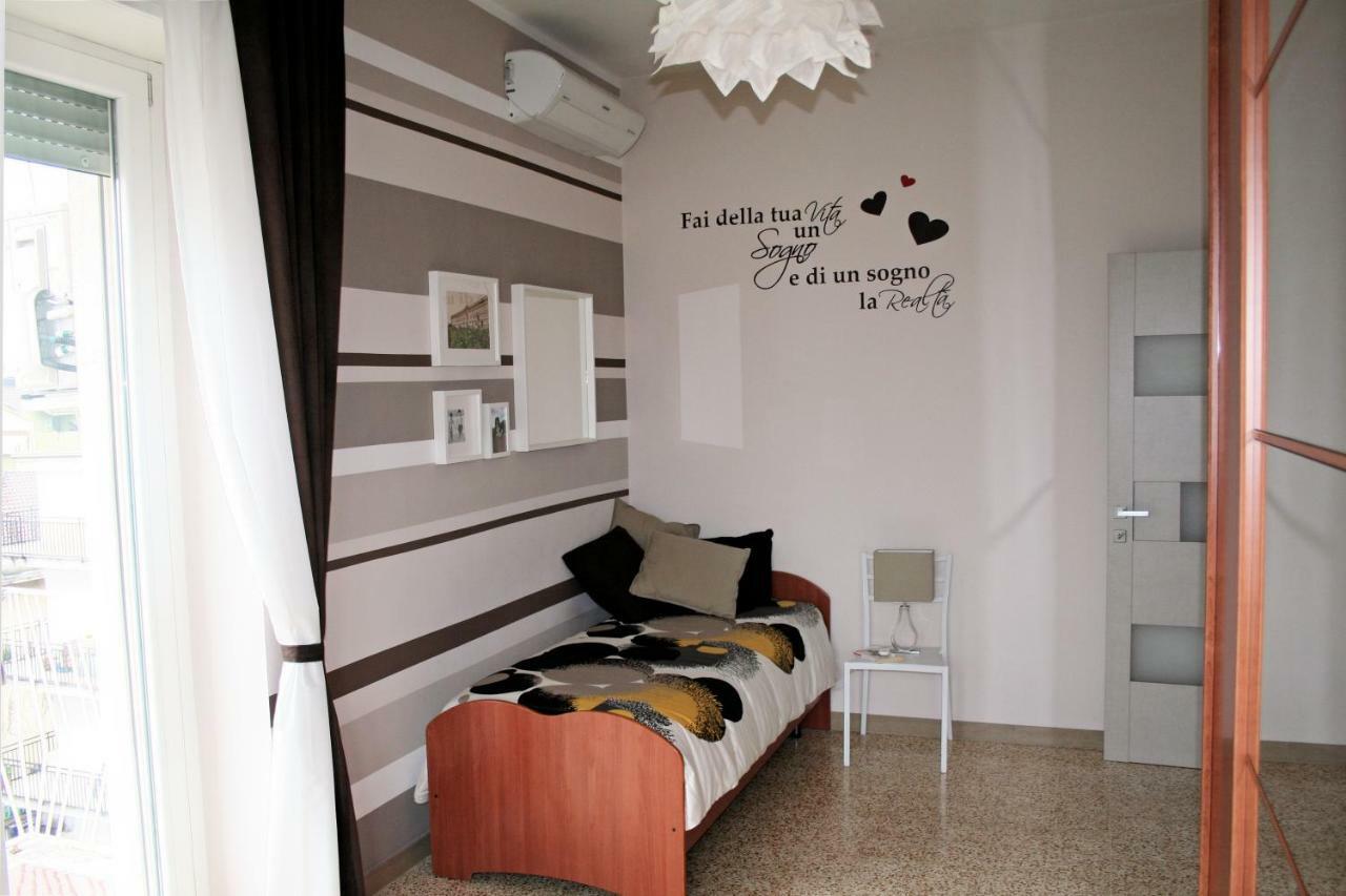 Apartmán La Casa Di Giulia Caserta Exteriér fotografie